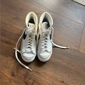 Youth Nike Blazer Mid